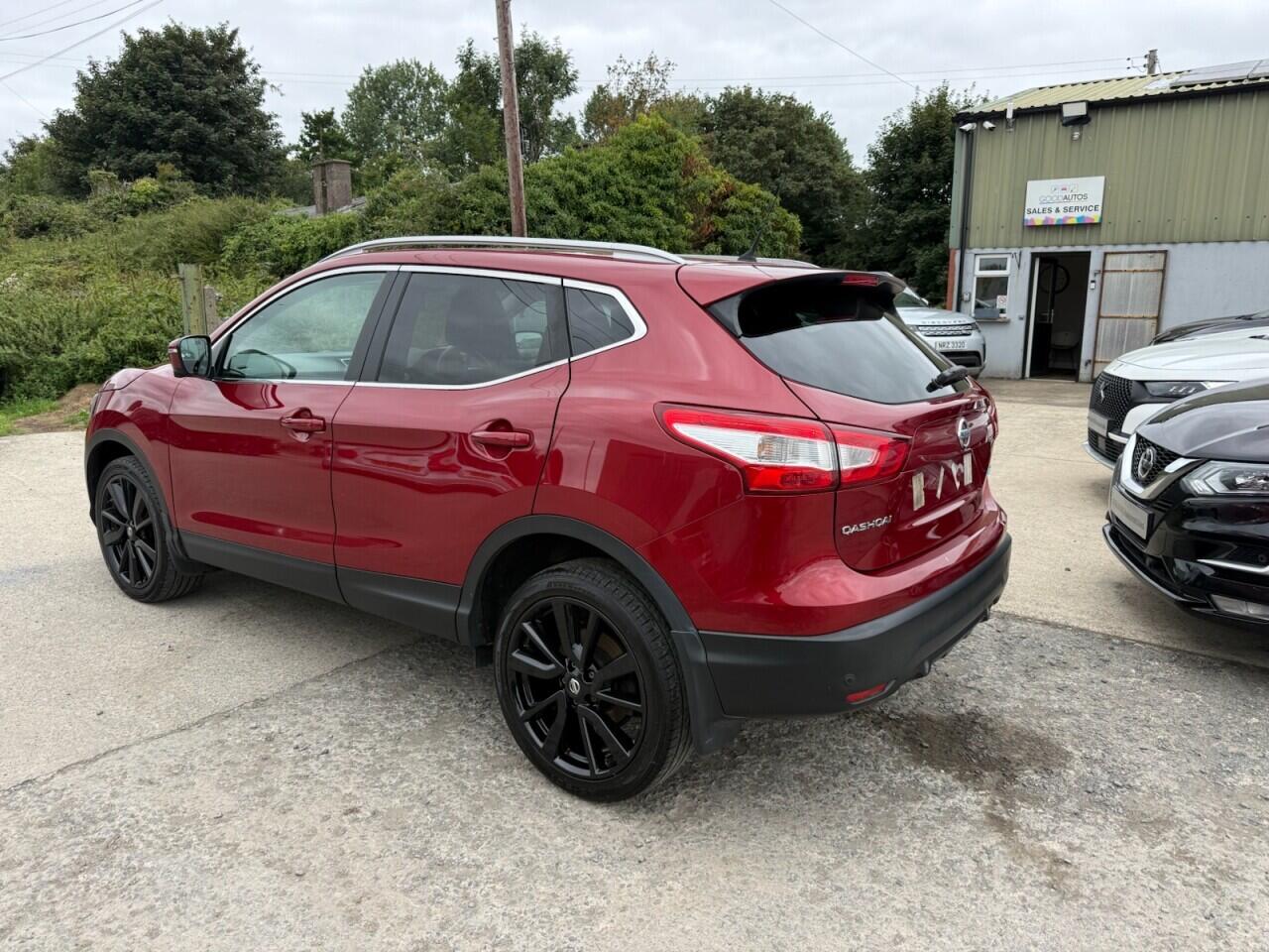 Nissan Qashqai view 3