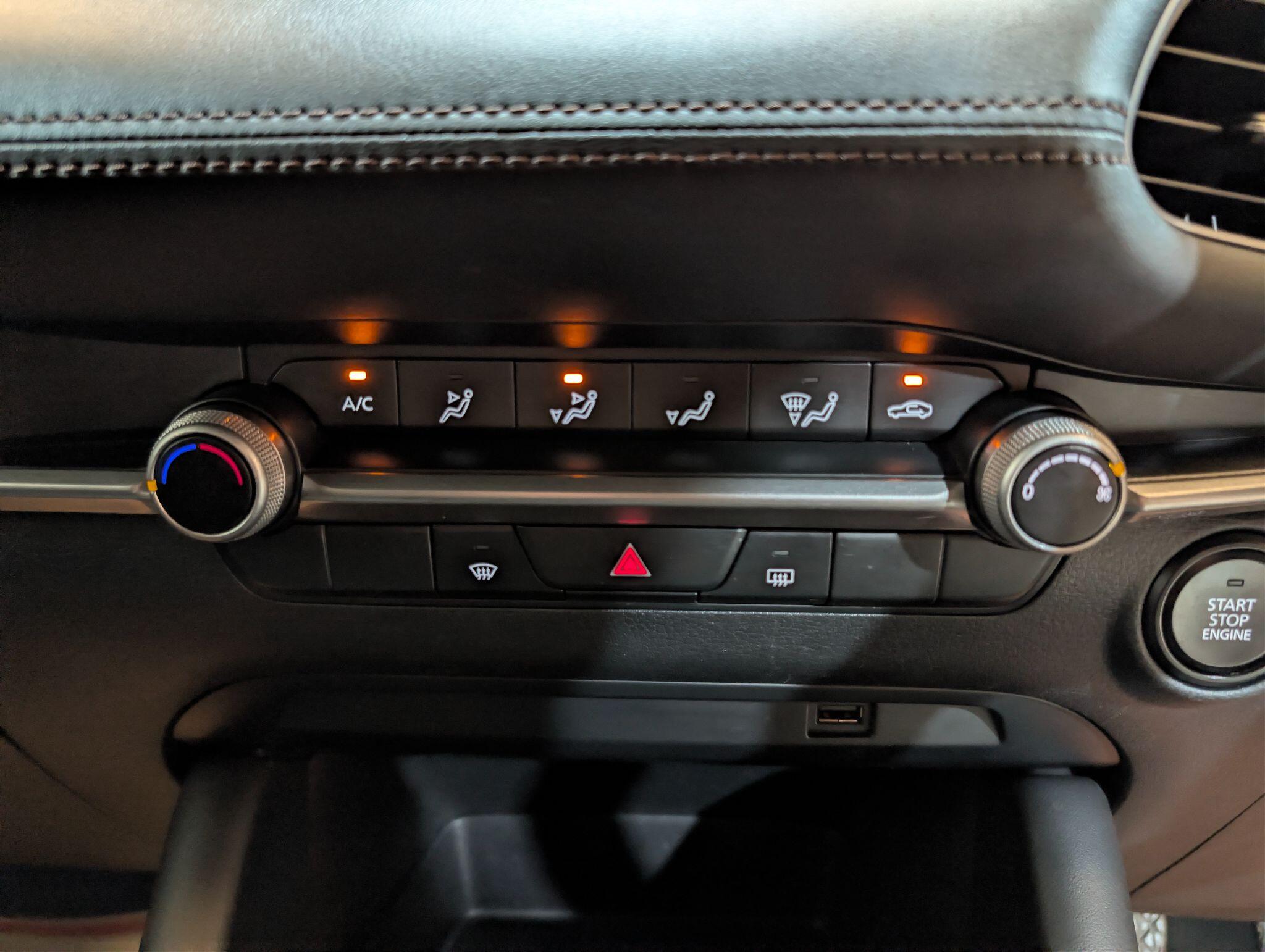 Mazda Skyactiv-G view 24