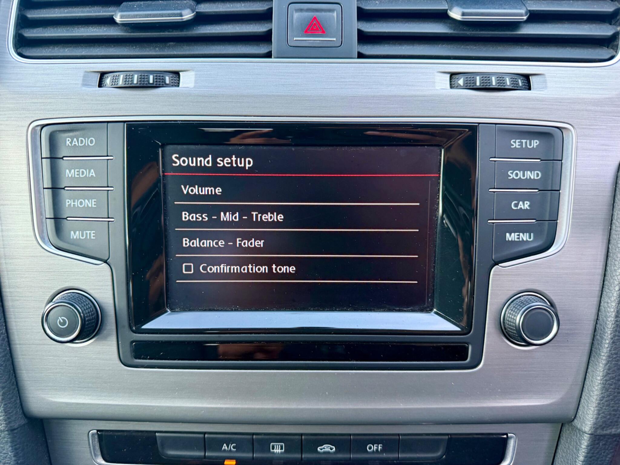 Volkswagen Golf view 45