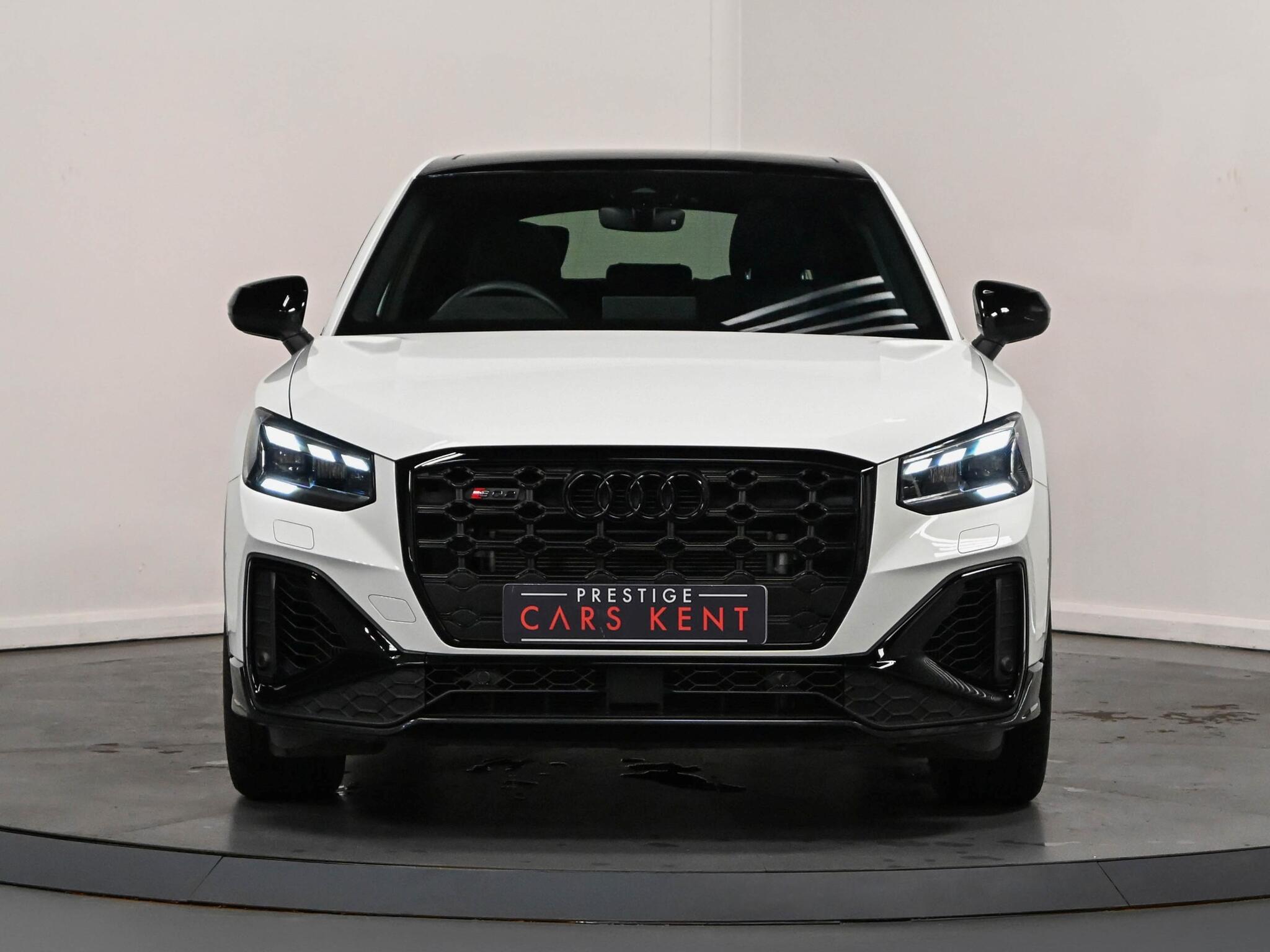 Audi SQ2 view 19
