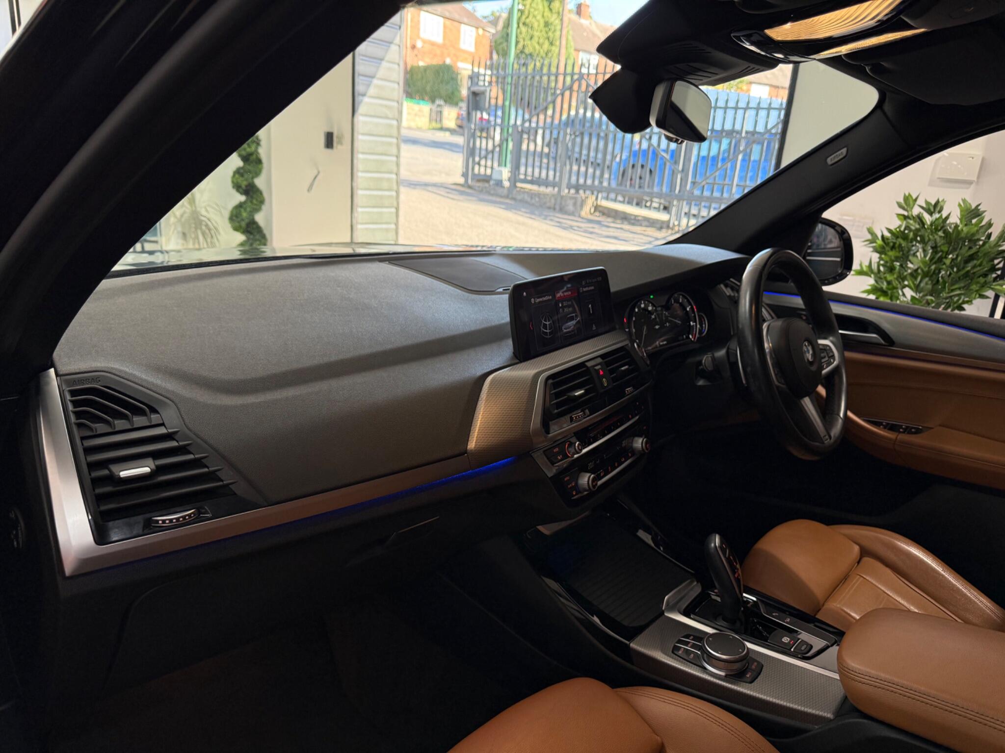 BMW X3 view 32