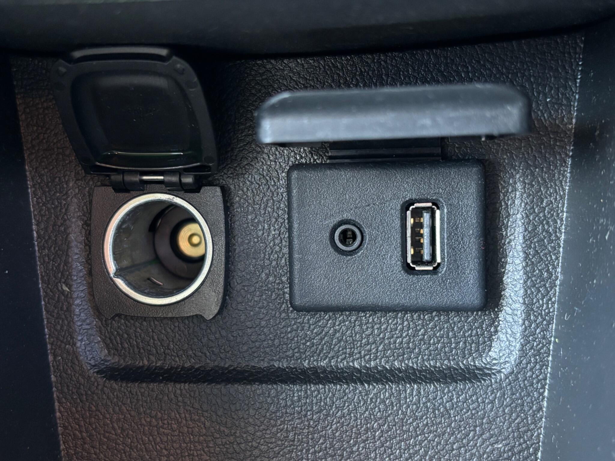 Vauxhall Mokka view 35