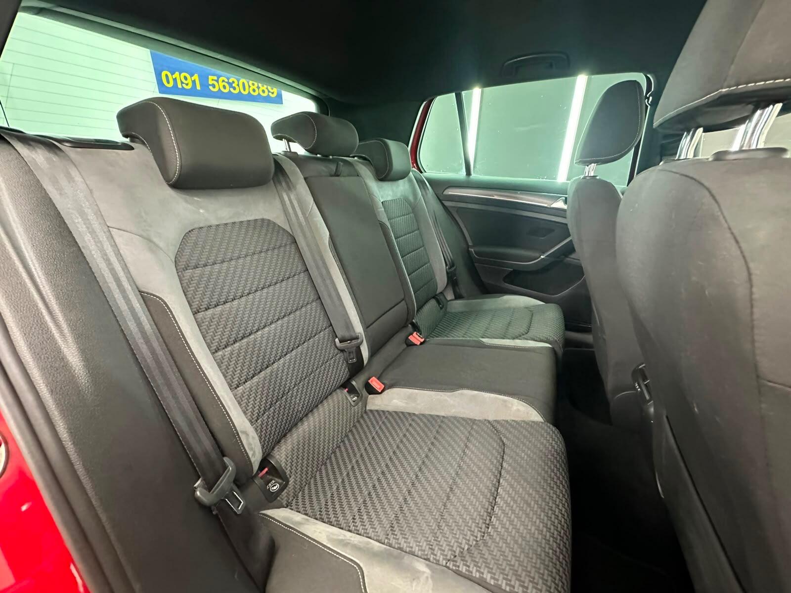 Volkswagen Golf view 27