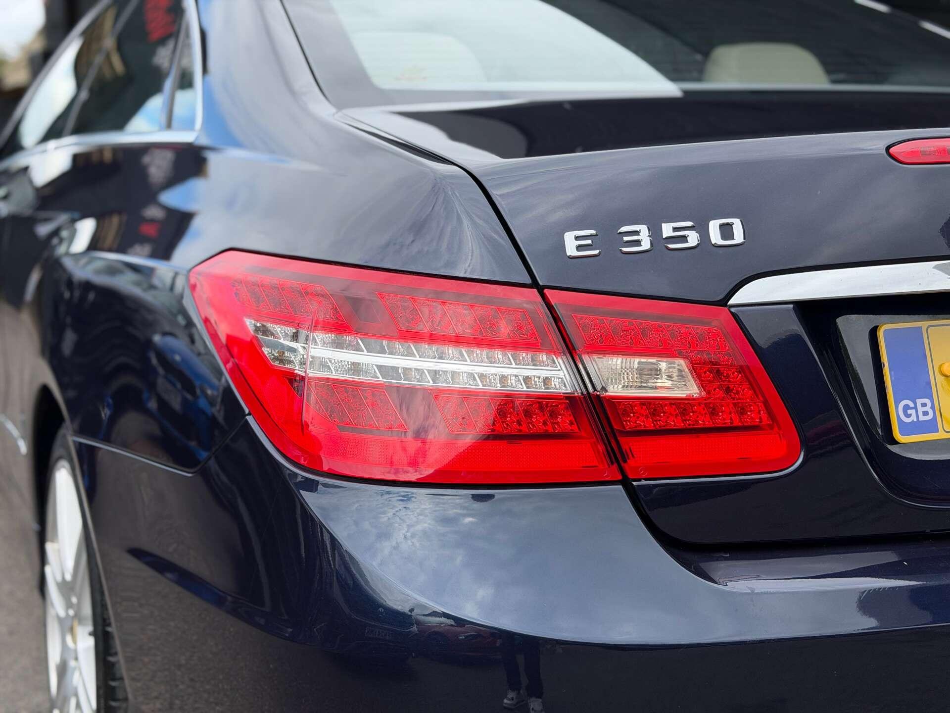 Mercedes-Benz E Class view 16