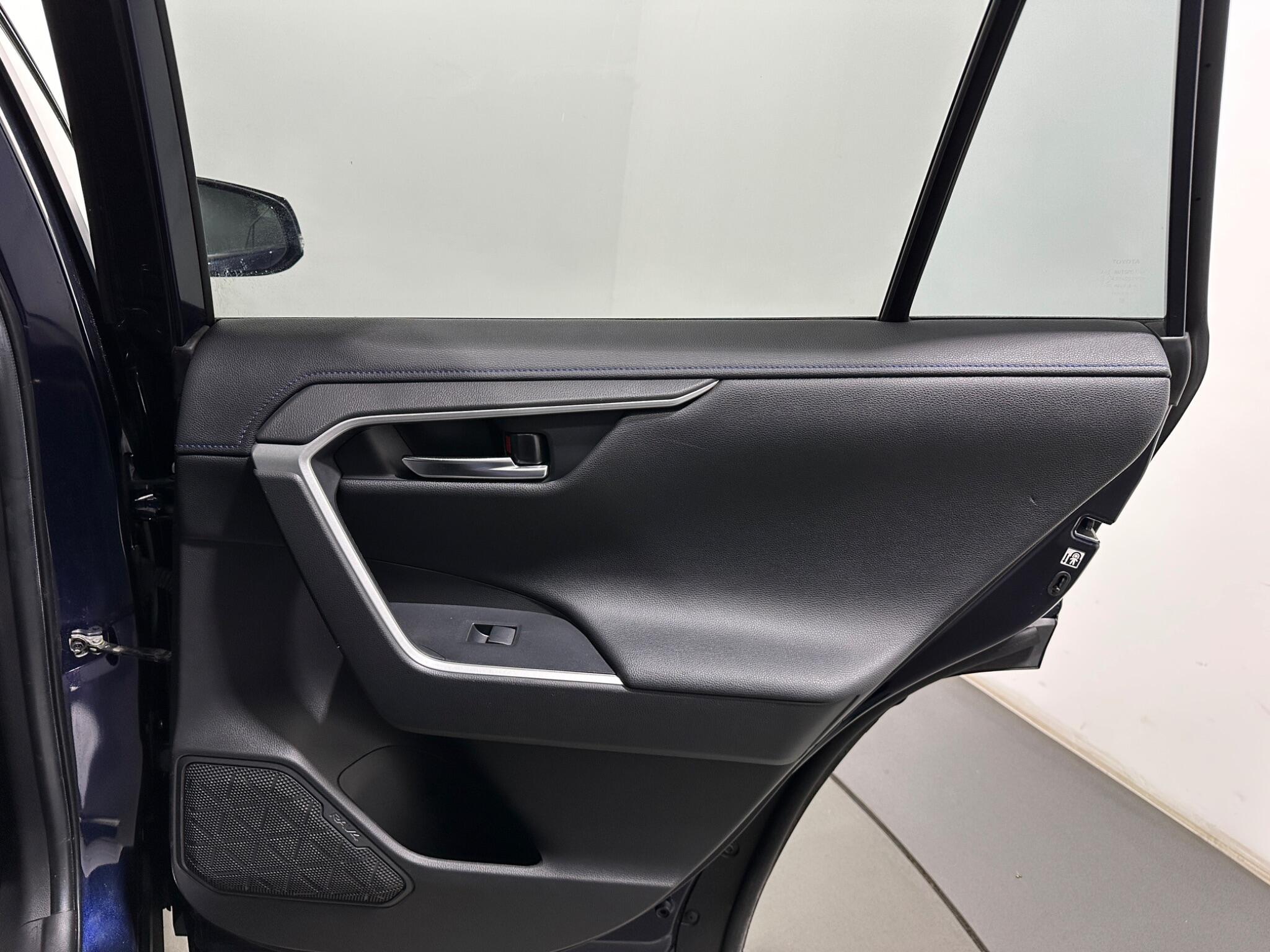 Toyota Rav4 view 42