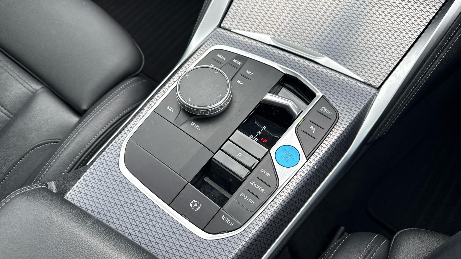 BMW i4 view 19
