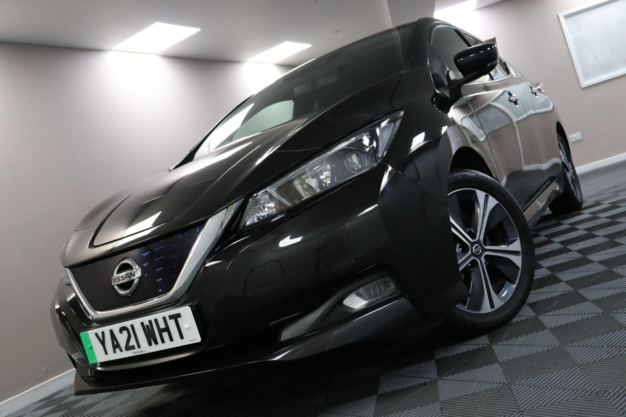 Nissan Leaf view 32