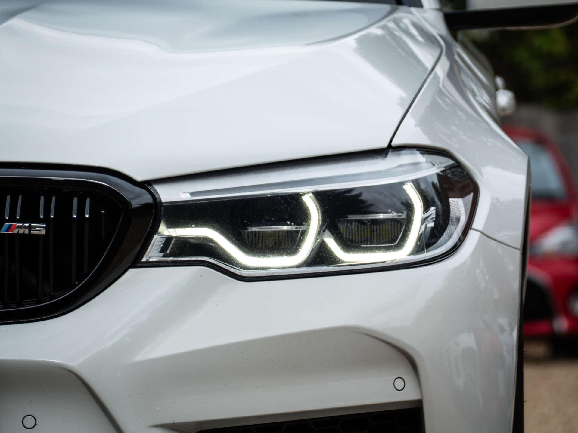 BMW M5 view 10