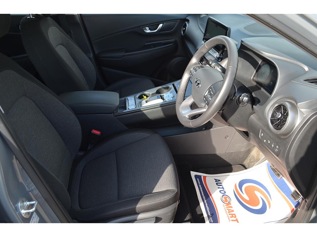 Hyundai Kona view 13