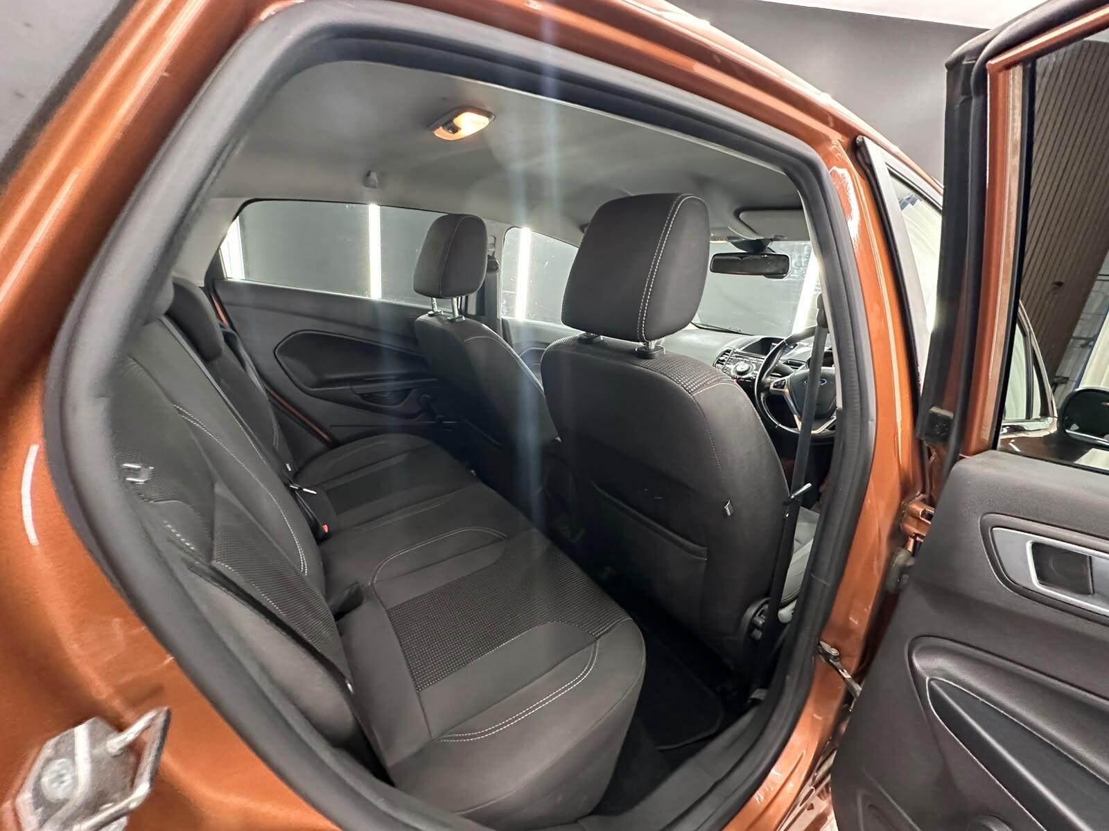 Ford Fiesta view 26