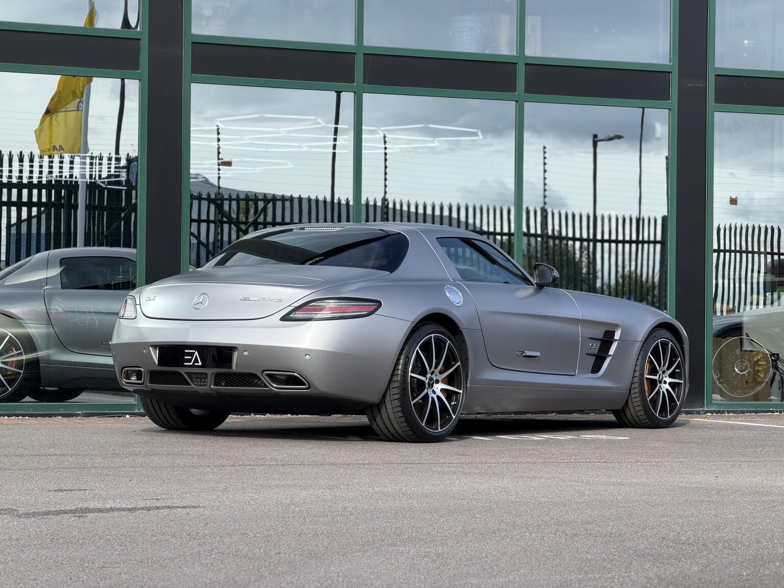 Mercedes-Benz Amg GT view 7