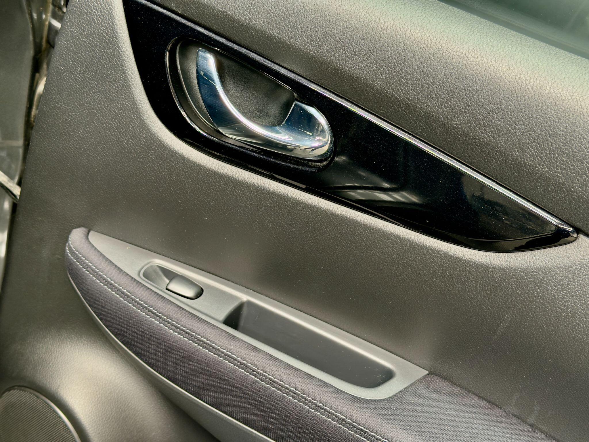 Nissan Qashqai view 18