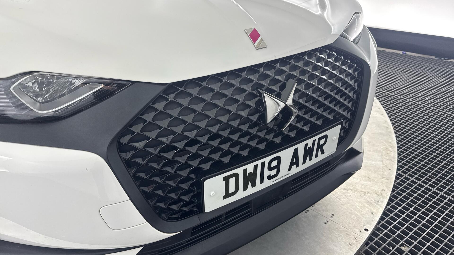 DS Automobiles DS 3 Crossback view 26