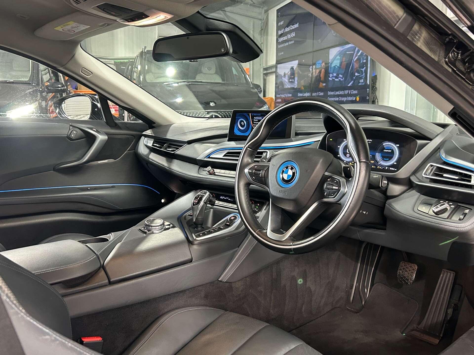 BMW I8 view 31