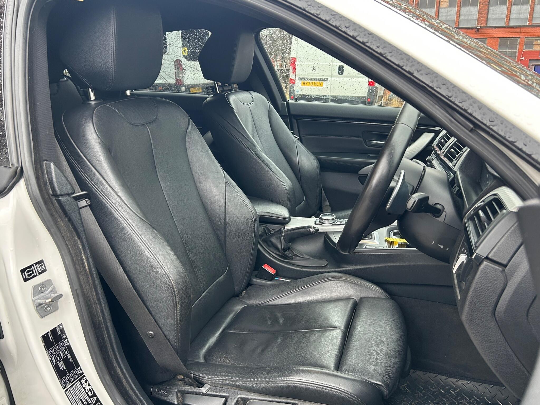 BMW 4 Series view 16