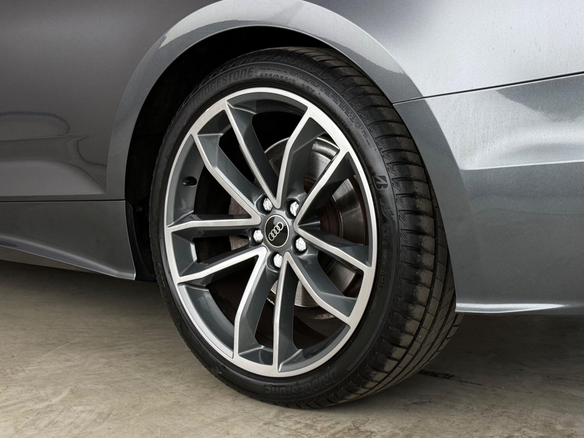 Audi A5 view 12