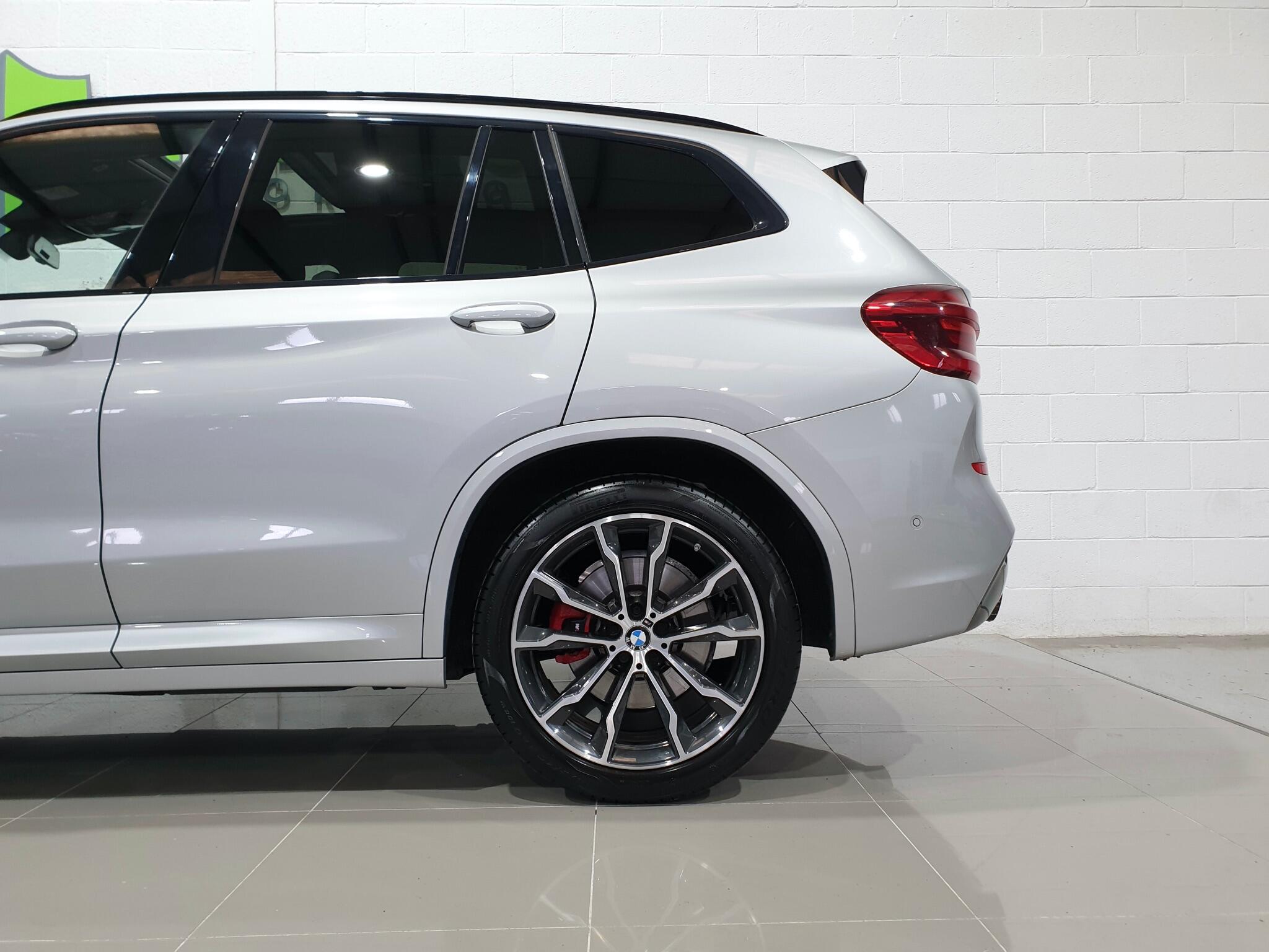 BMW X3 view 25