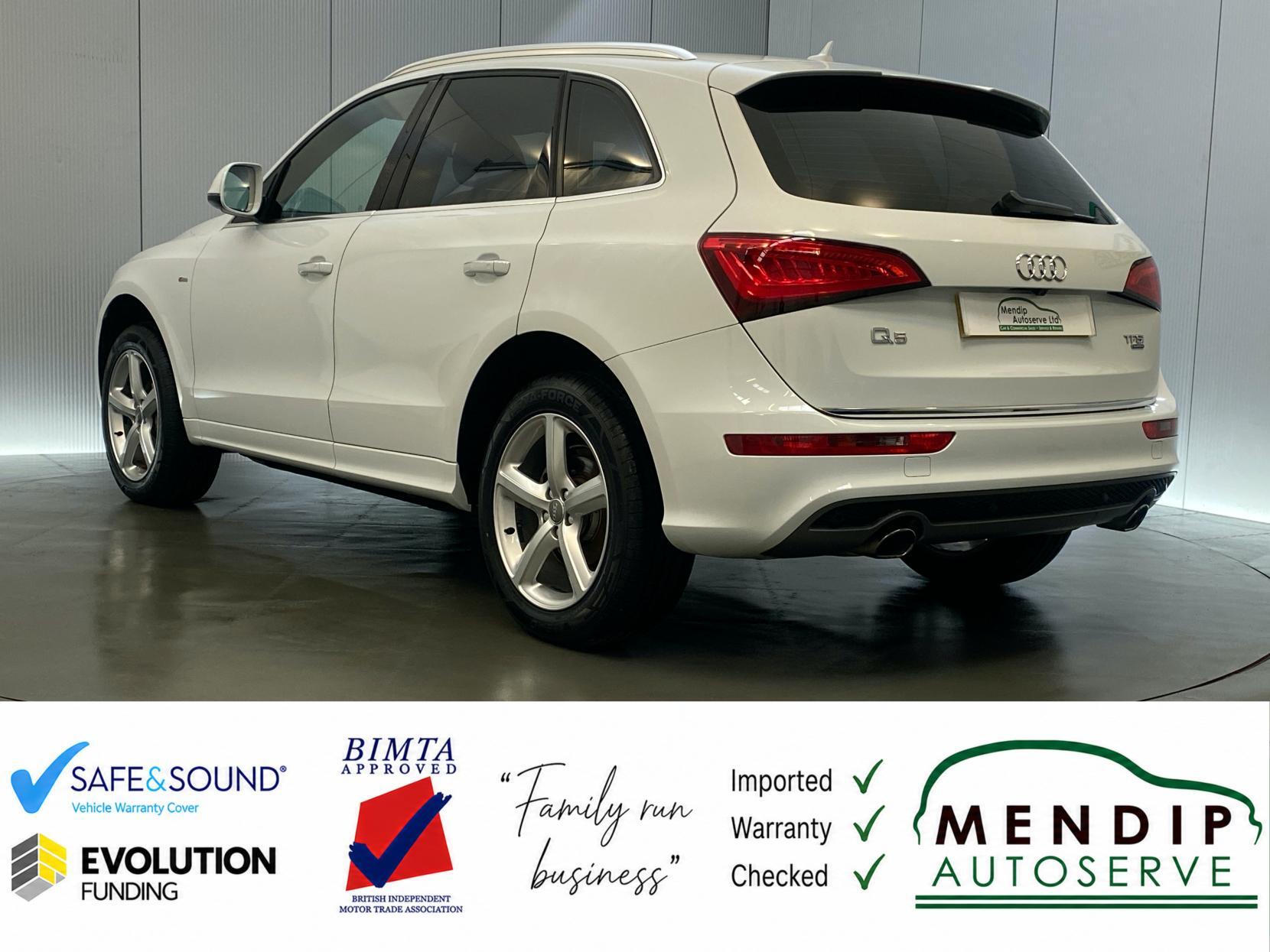 Audi Q5 view 8
