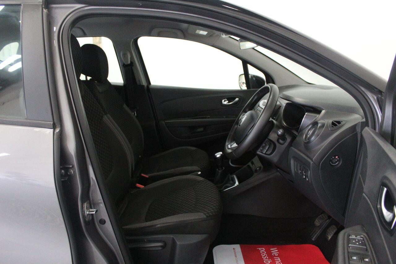 Renault Captur view 28