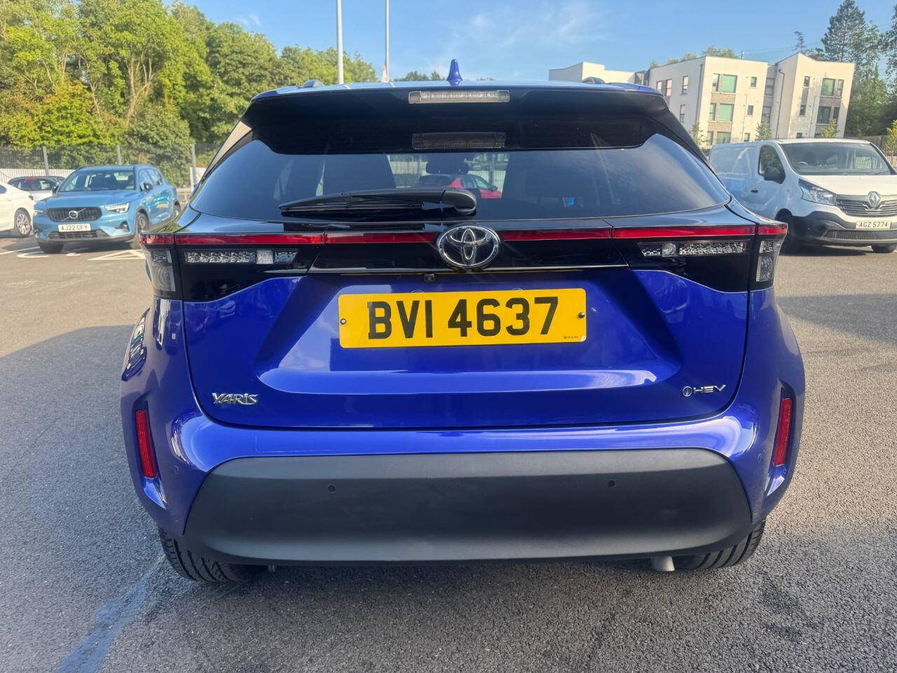 Toyota Yaris Cross view 5