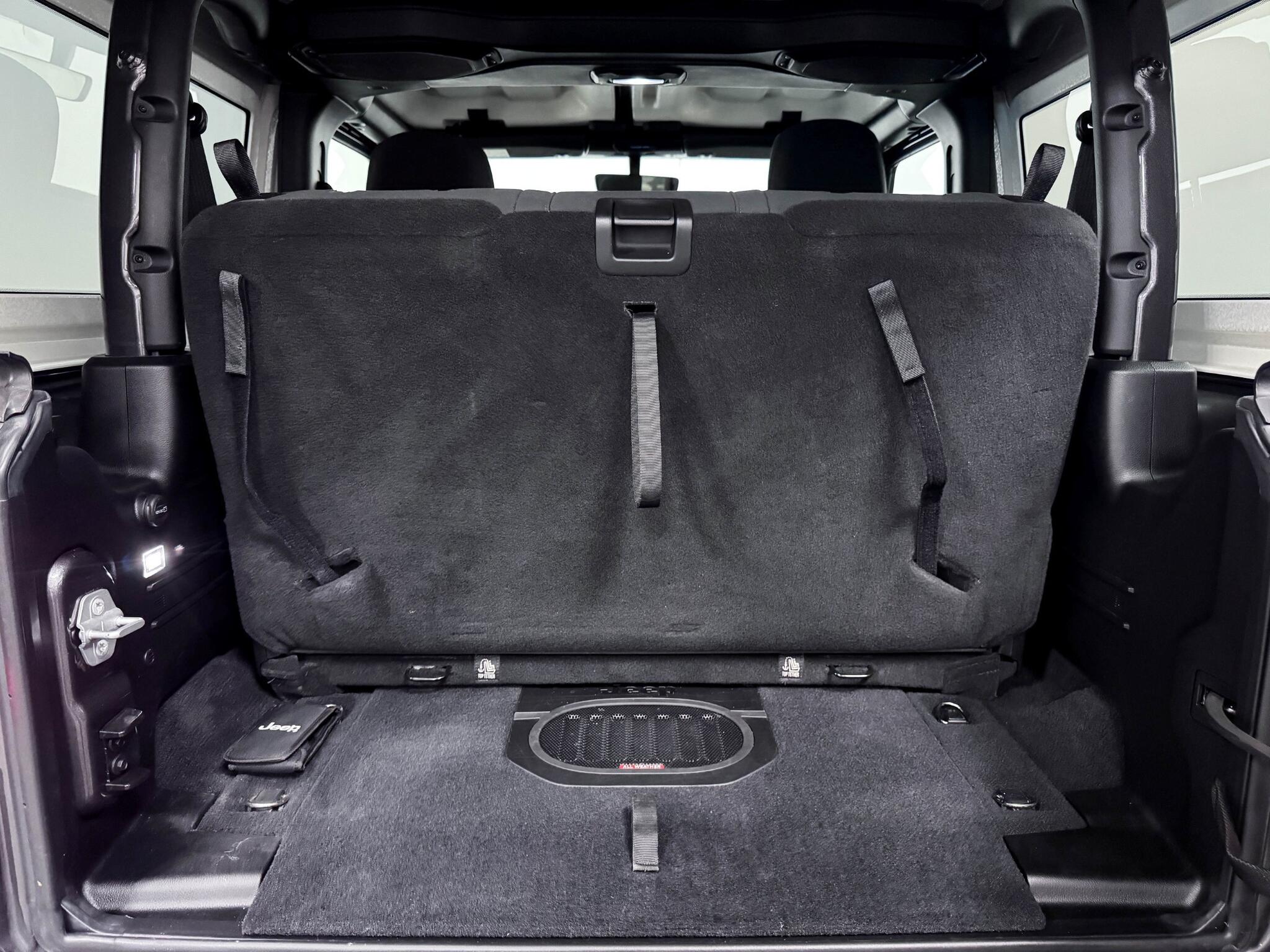 Jeep Wrangler view 12