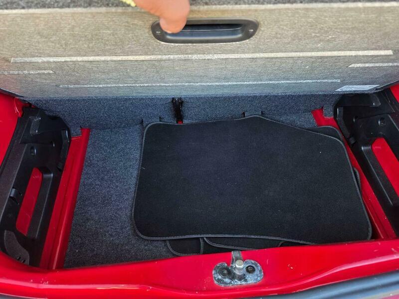 Volkswagen Up! view 44