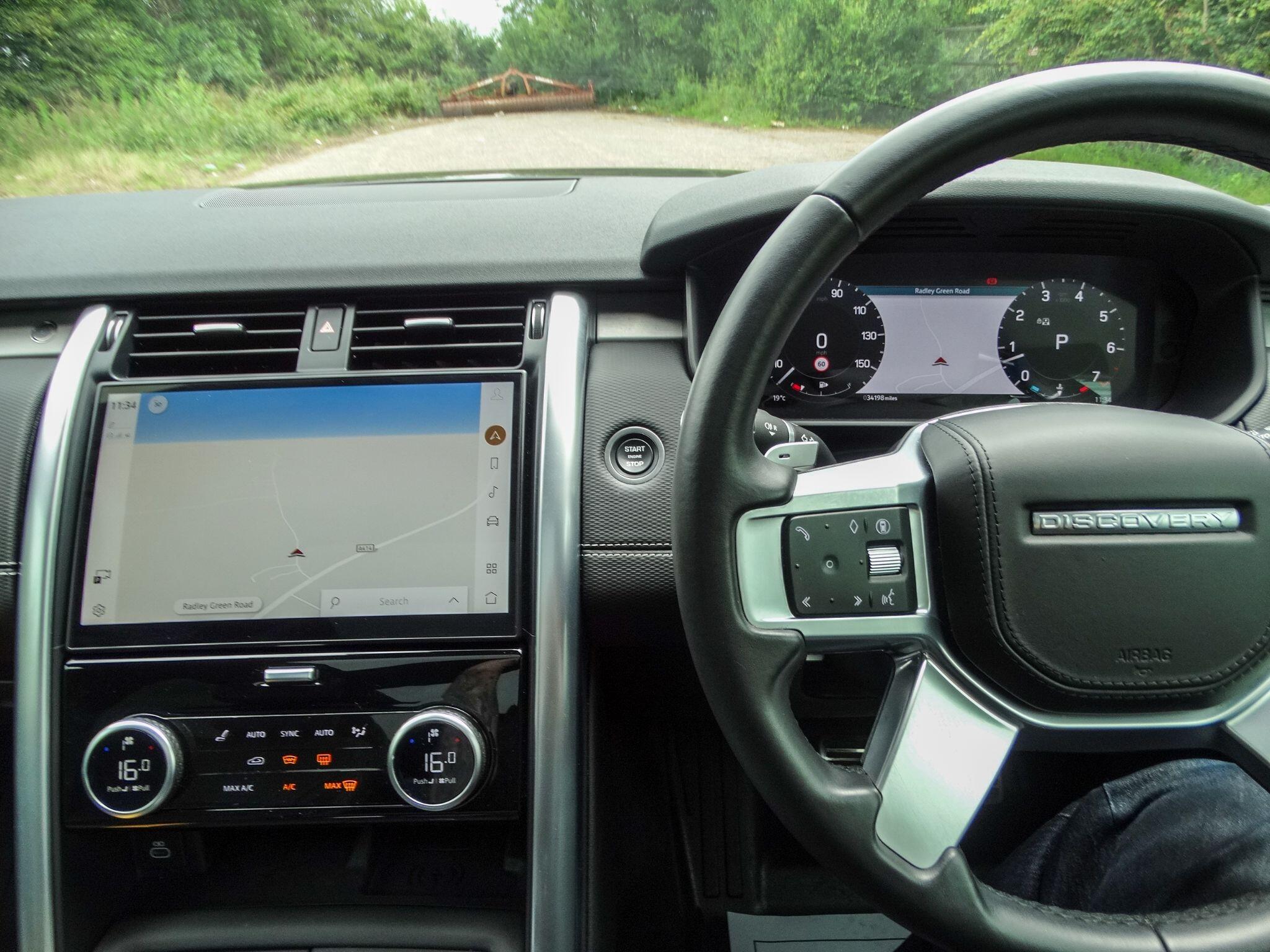 Land Rover Discovery 3 view 8