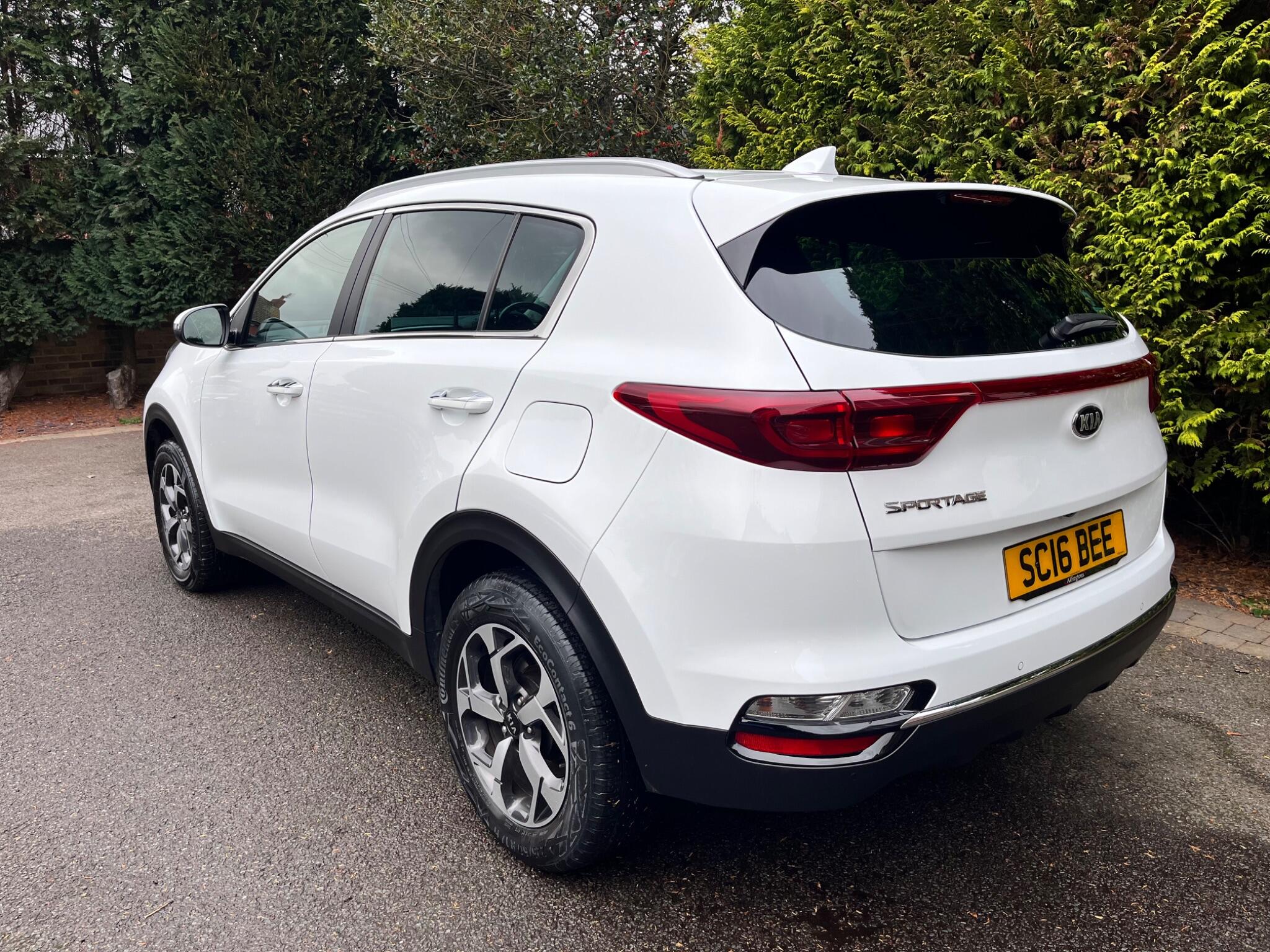 Kia Sportage view 11