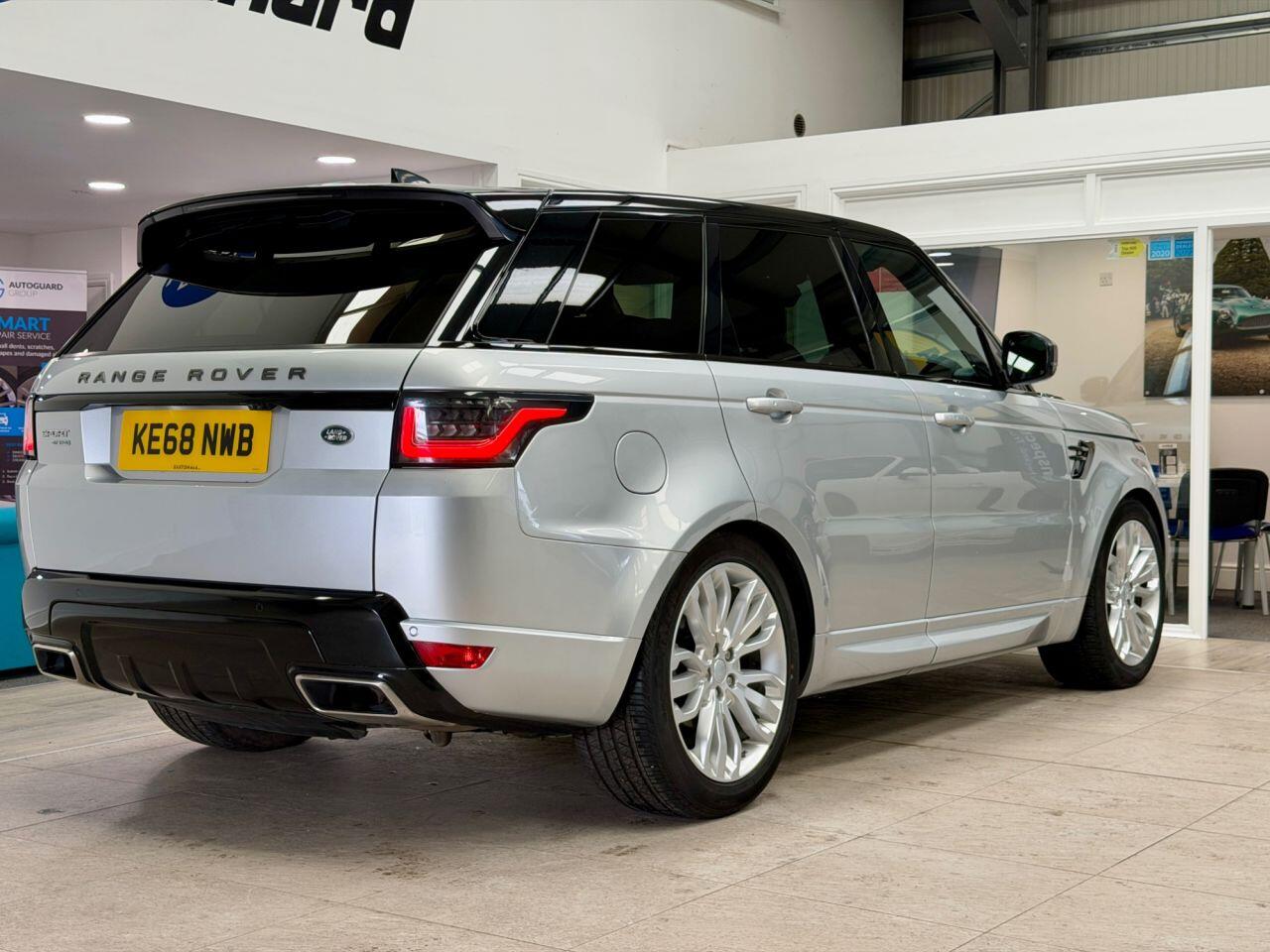 Land Rover Range Rover Sport view 16