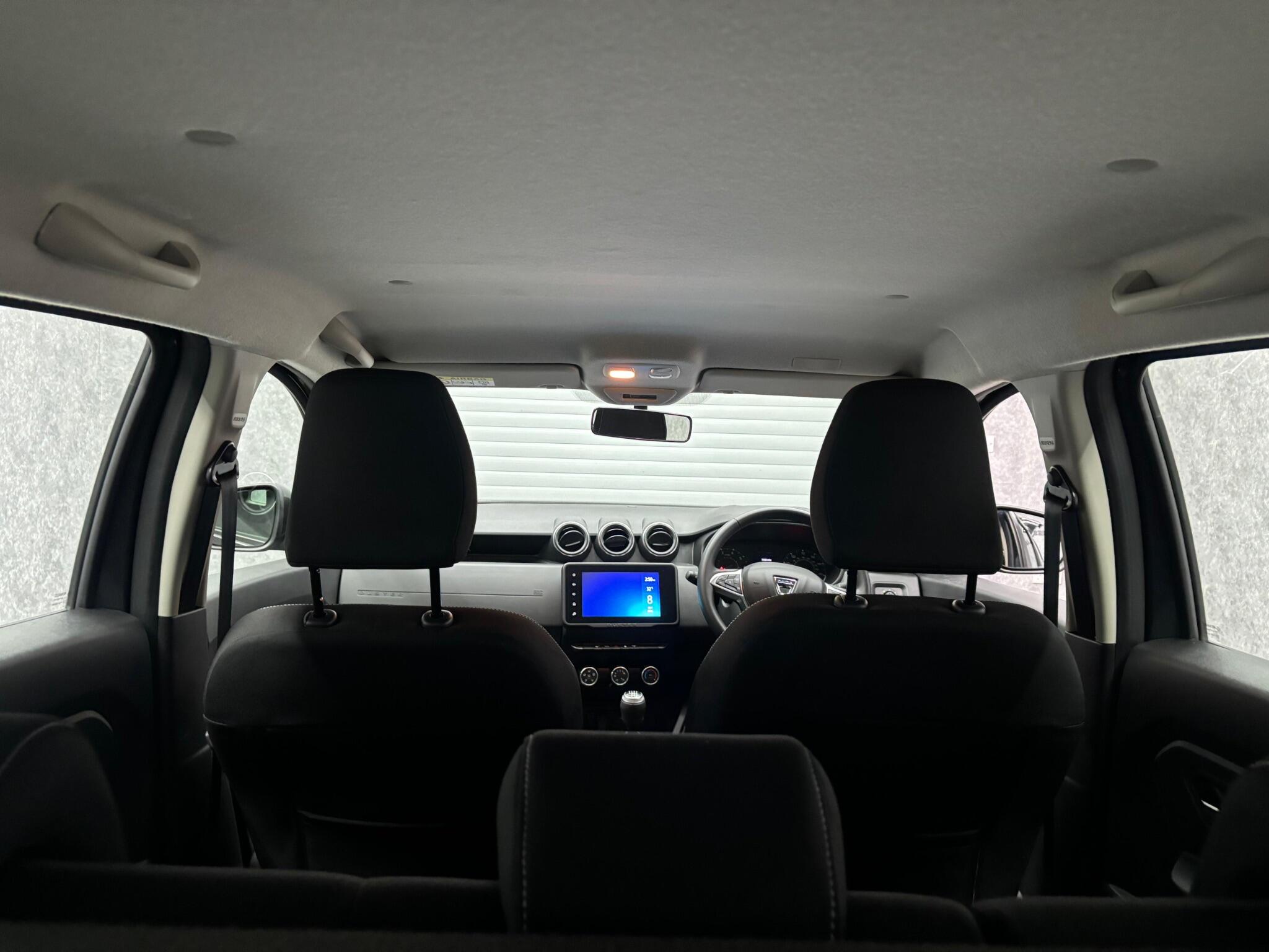 Dacia Duster view 11