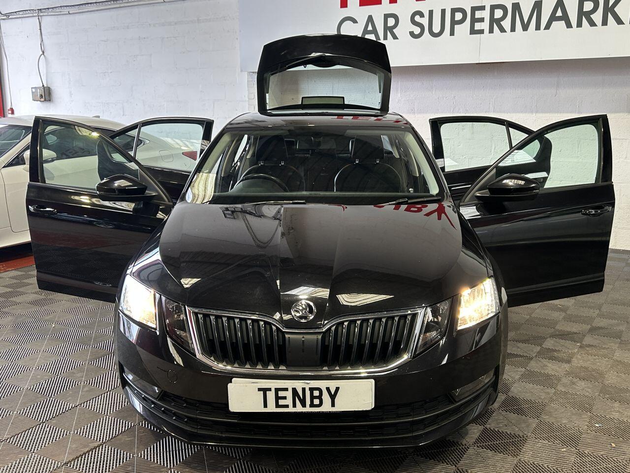 Skoda Octavia view 12