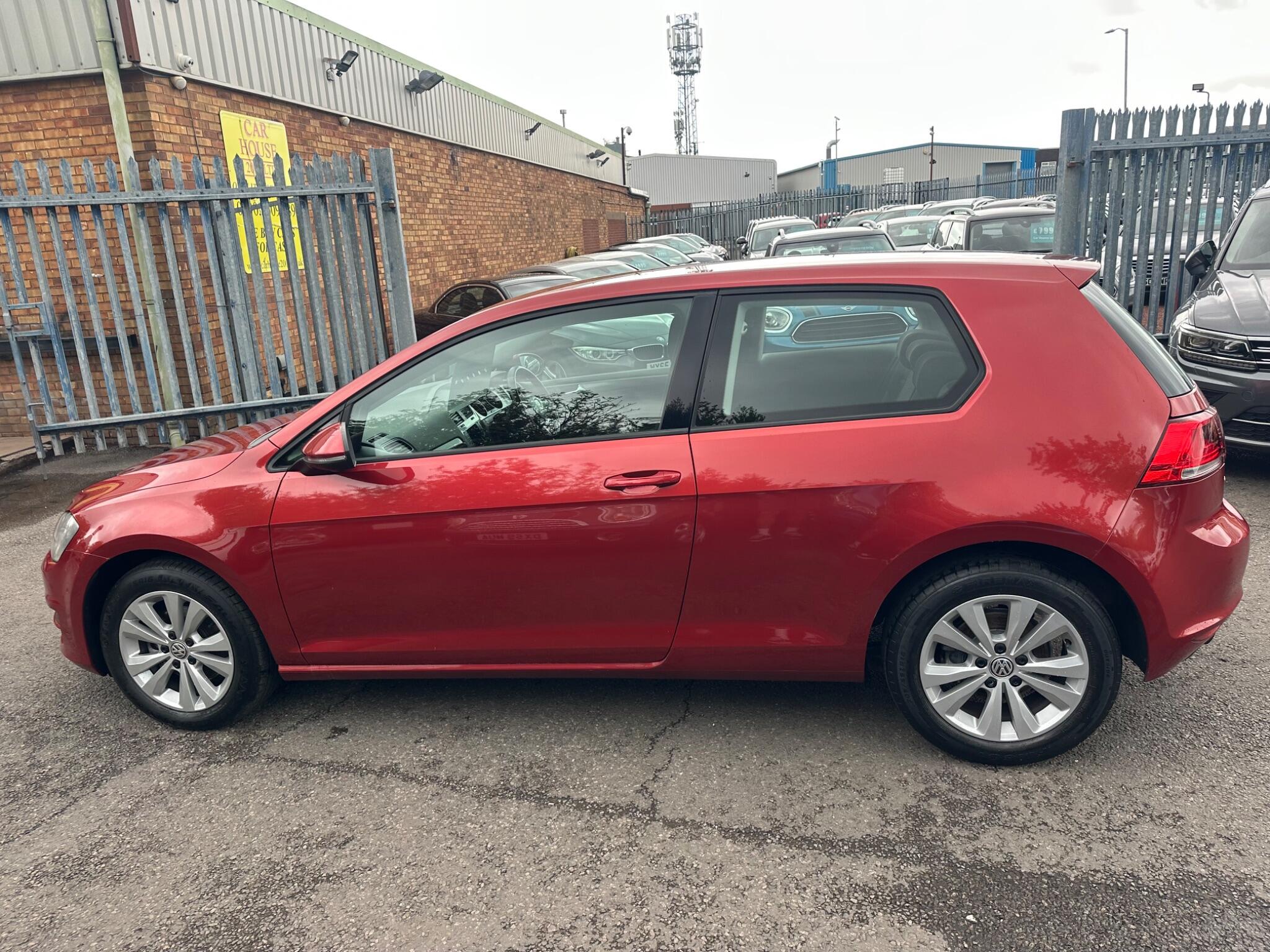 Volkswagen Golf view 13