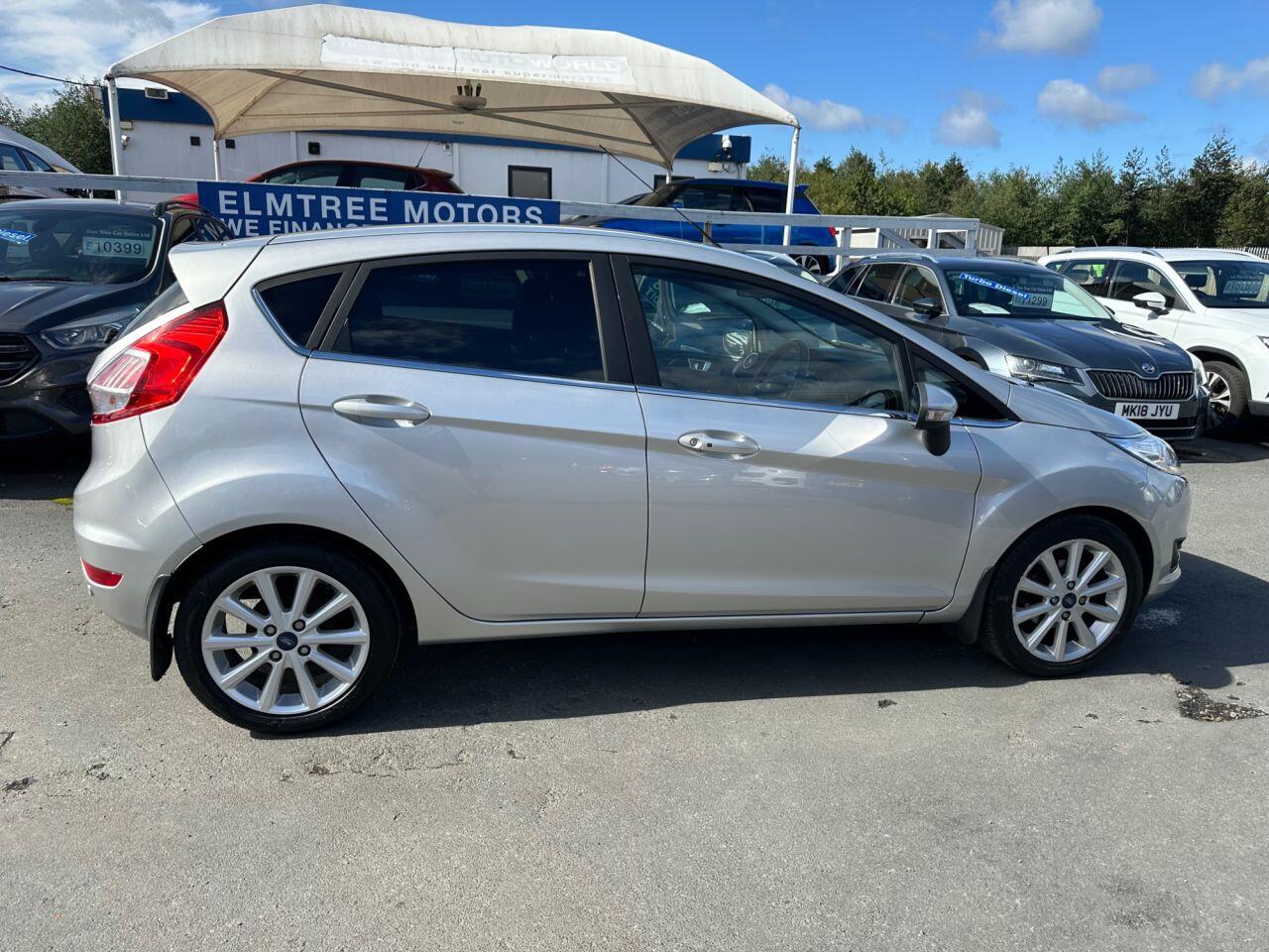 Ford Fiesta view 36
