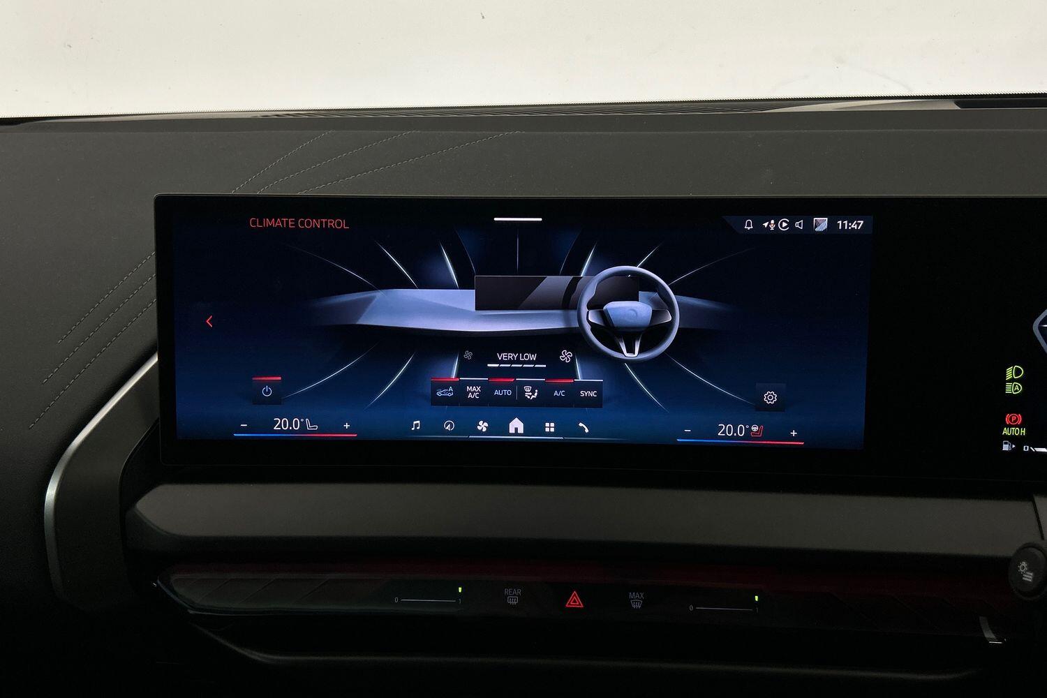 BMW X3 view 24