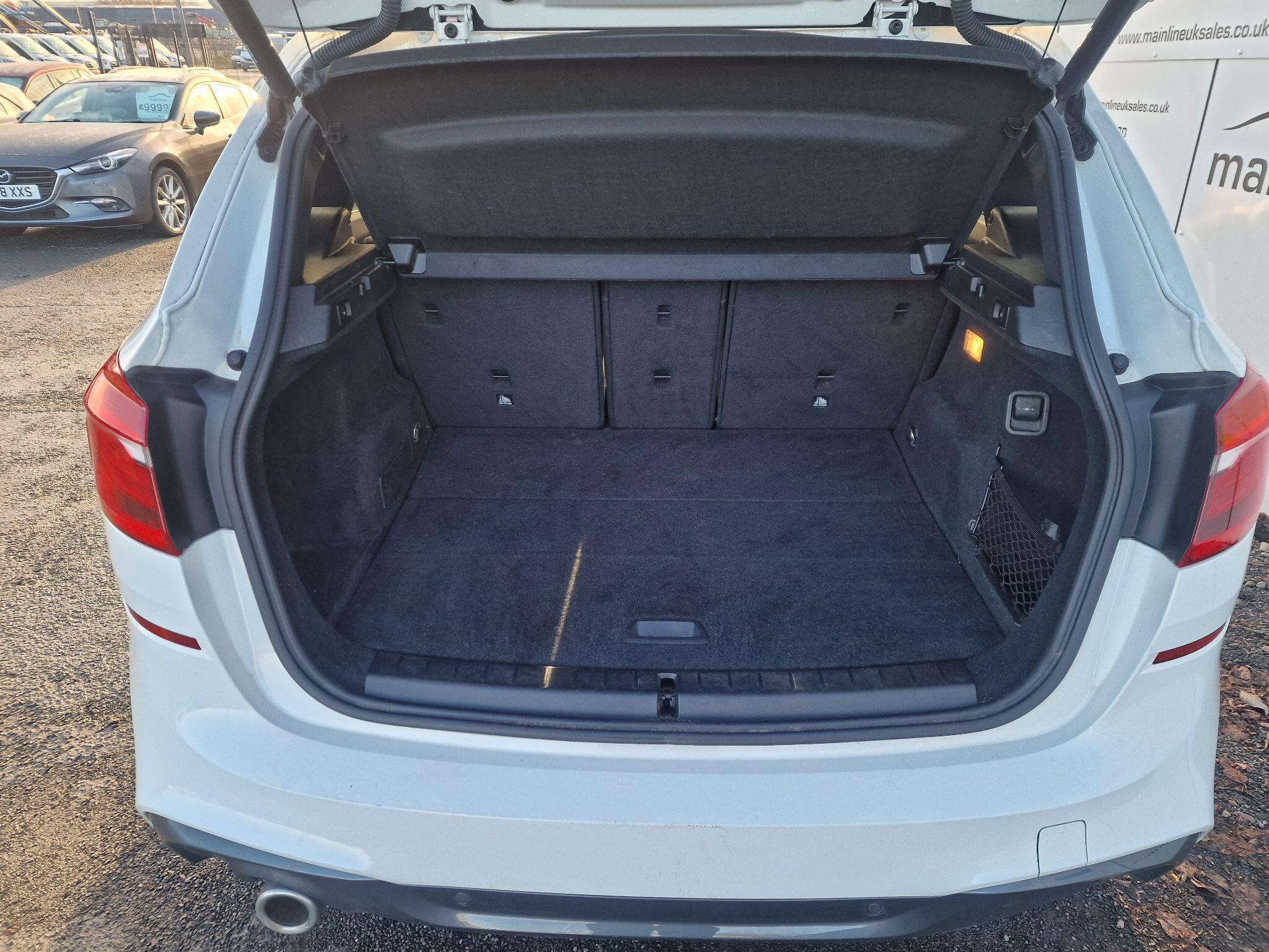 BMW 2 Series view 45