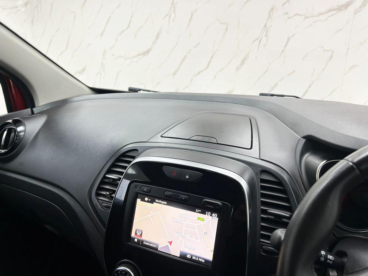 Renault Captur view 16