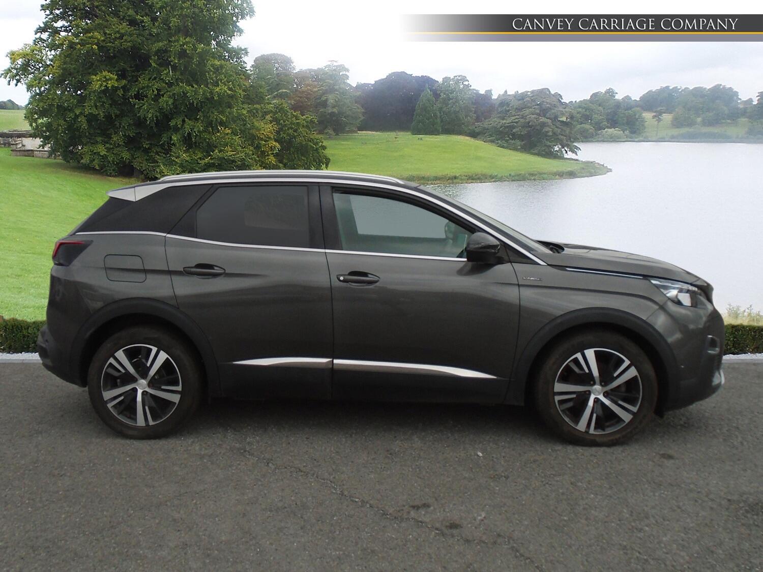 Peugeot 3008 view 4