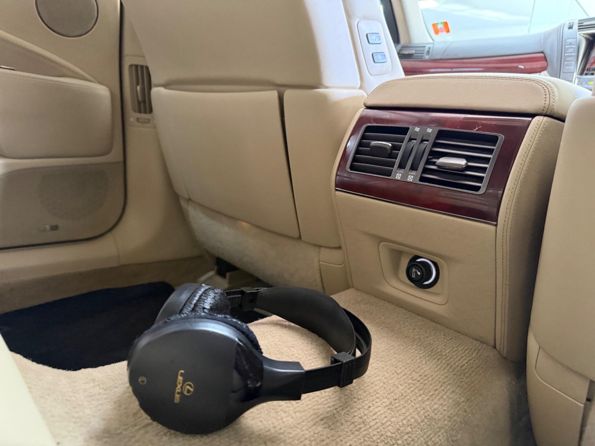 Lexus LS view 32