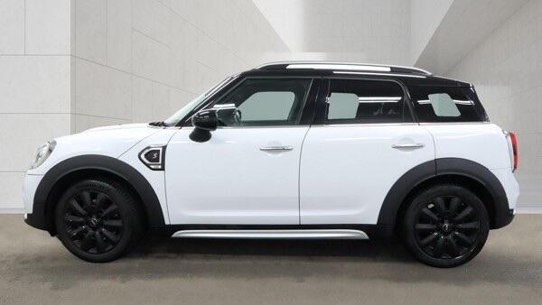 Mini Countryman view 9