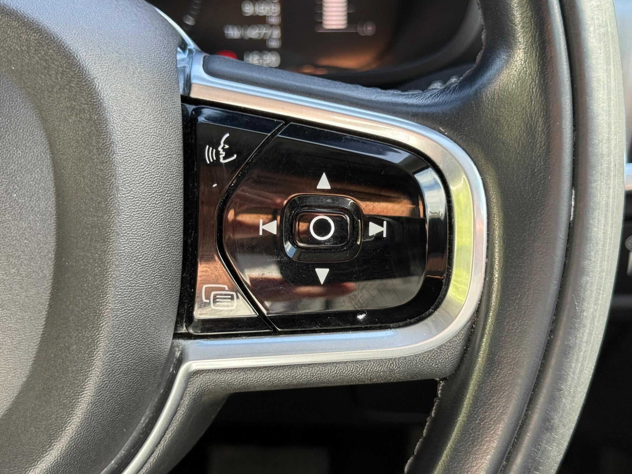 Volvo S90 - Image 74