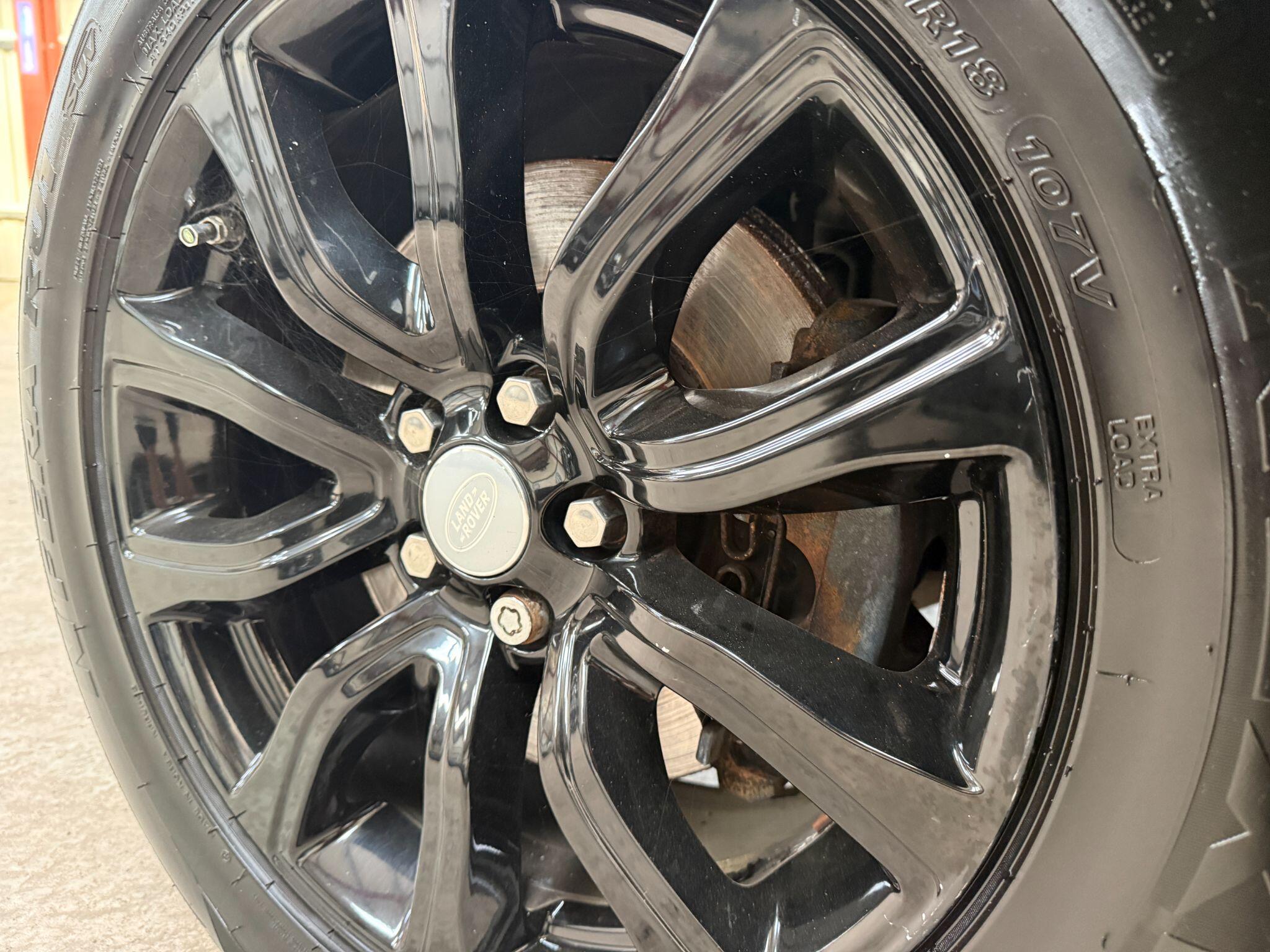 Land Rover Range Rover Evoque view 17