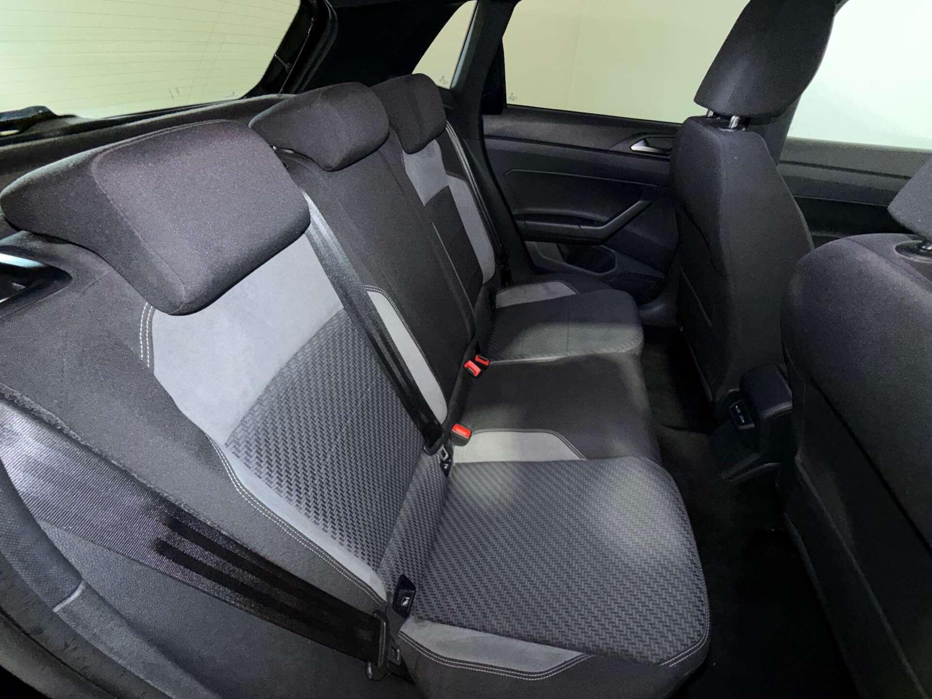 Volkswagen Polo view 45