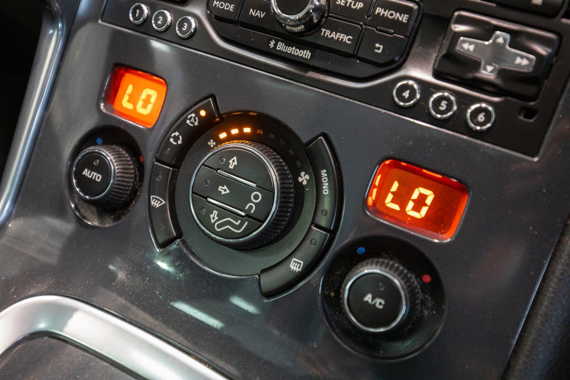 Peugeot 3008 view 26