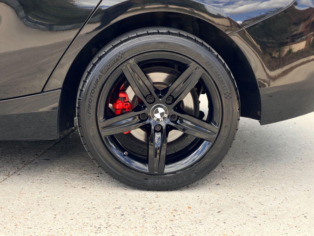 BMW 1 Series view 13