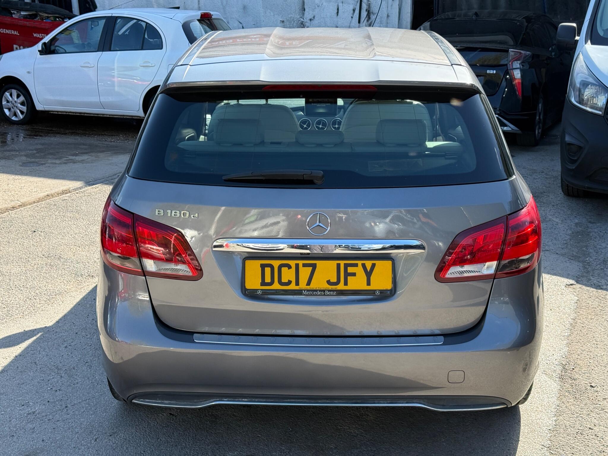 Mercedes-Benz B Class - Image 17