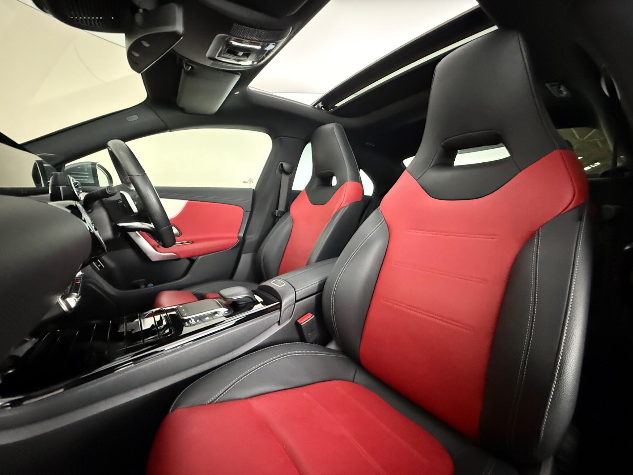 Mercedes-Benz Cla view 36