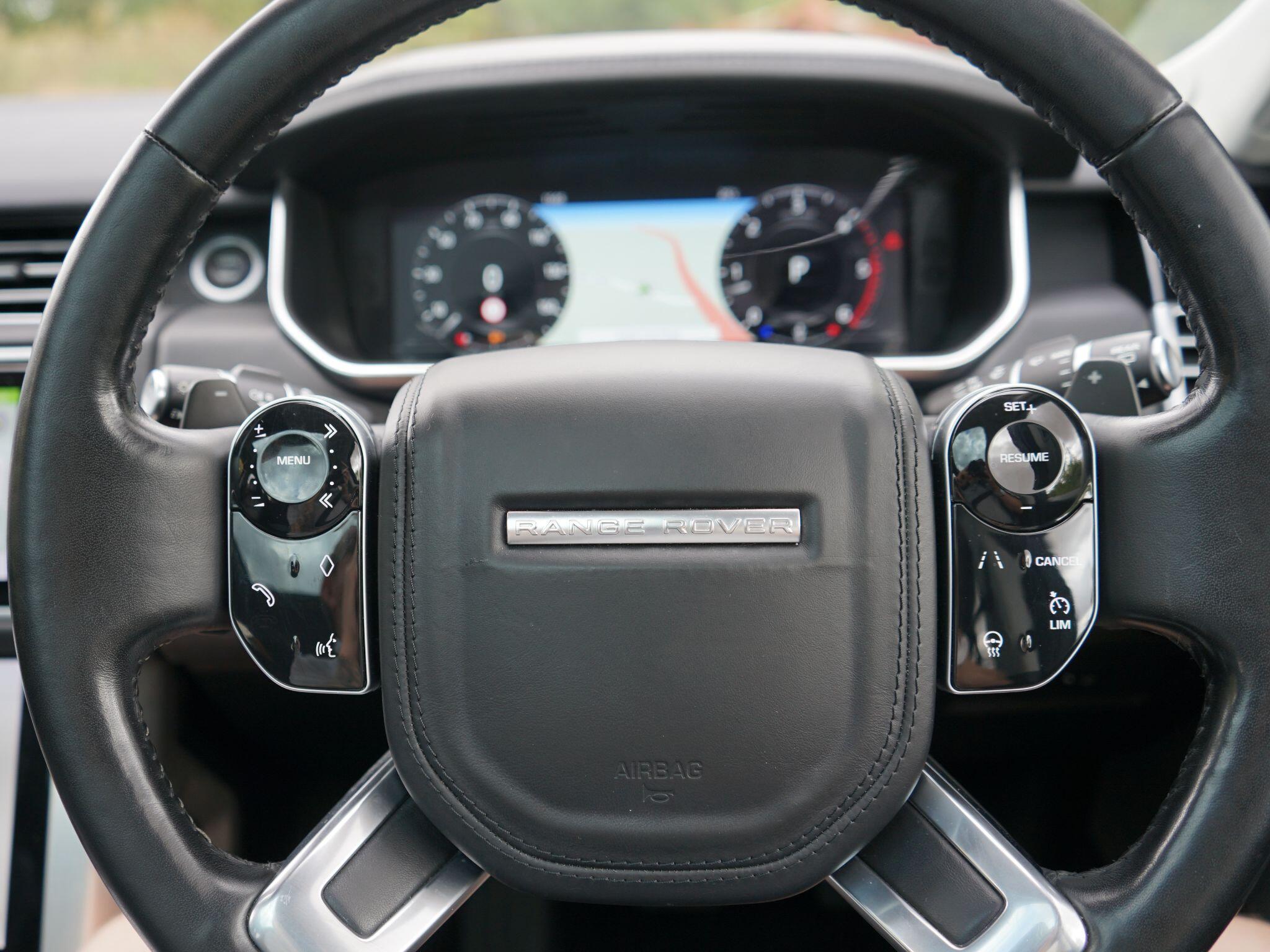 Land Rover Range Rover view 6