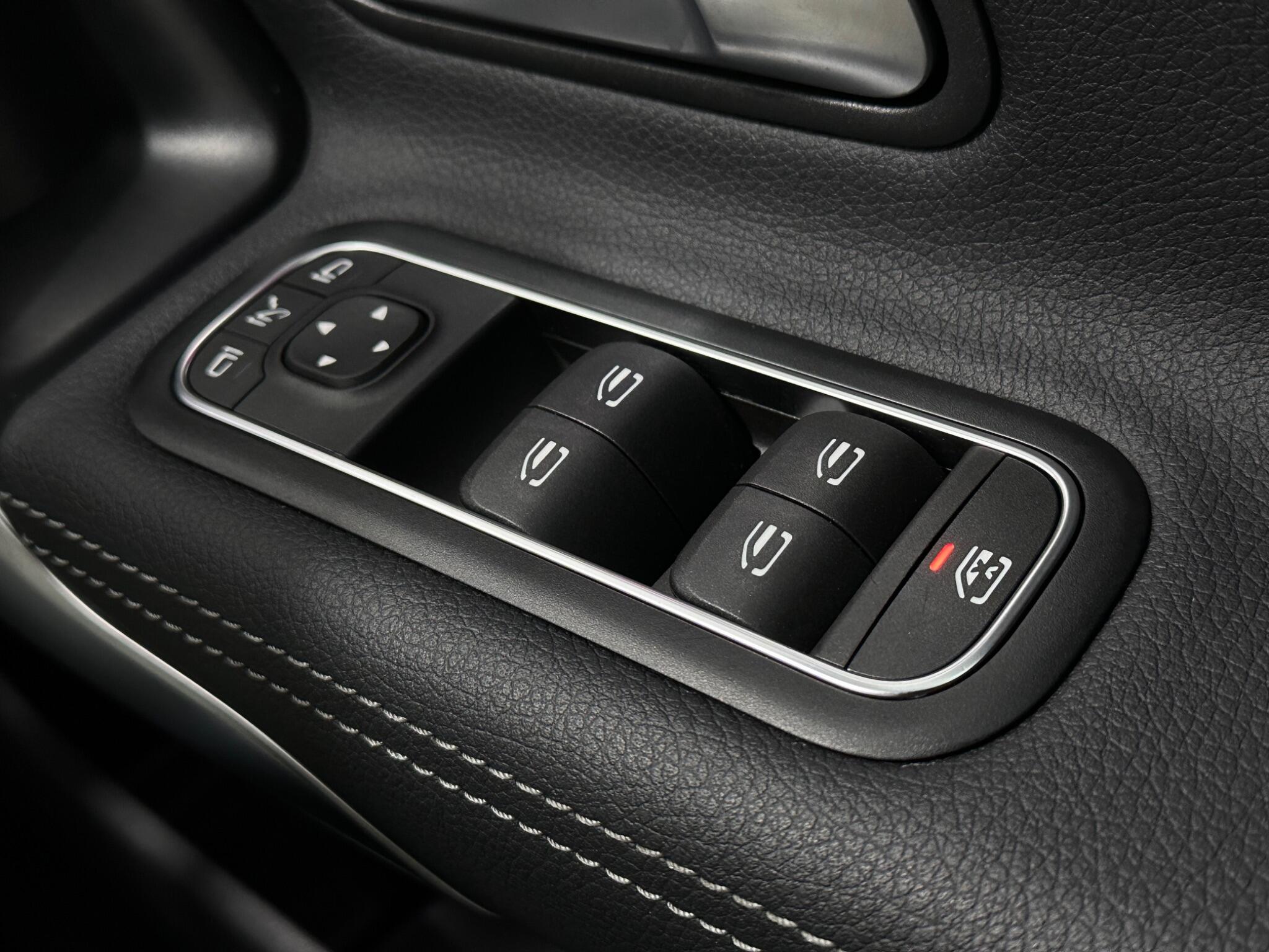 Mercedes-Benz A-Class view 20