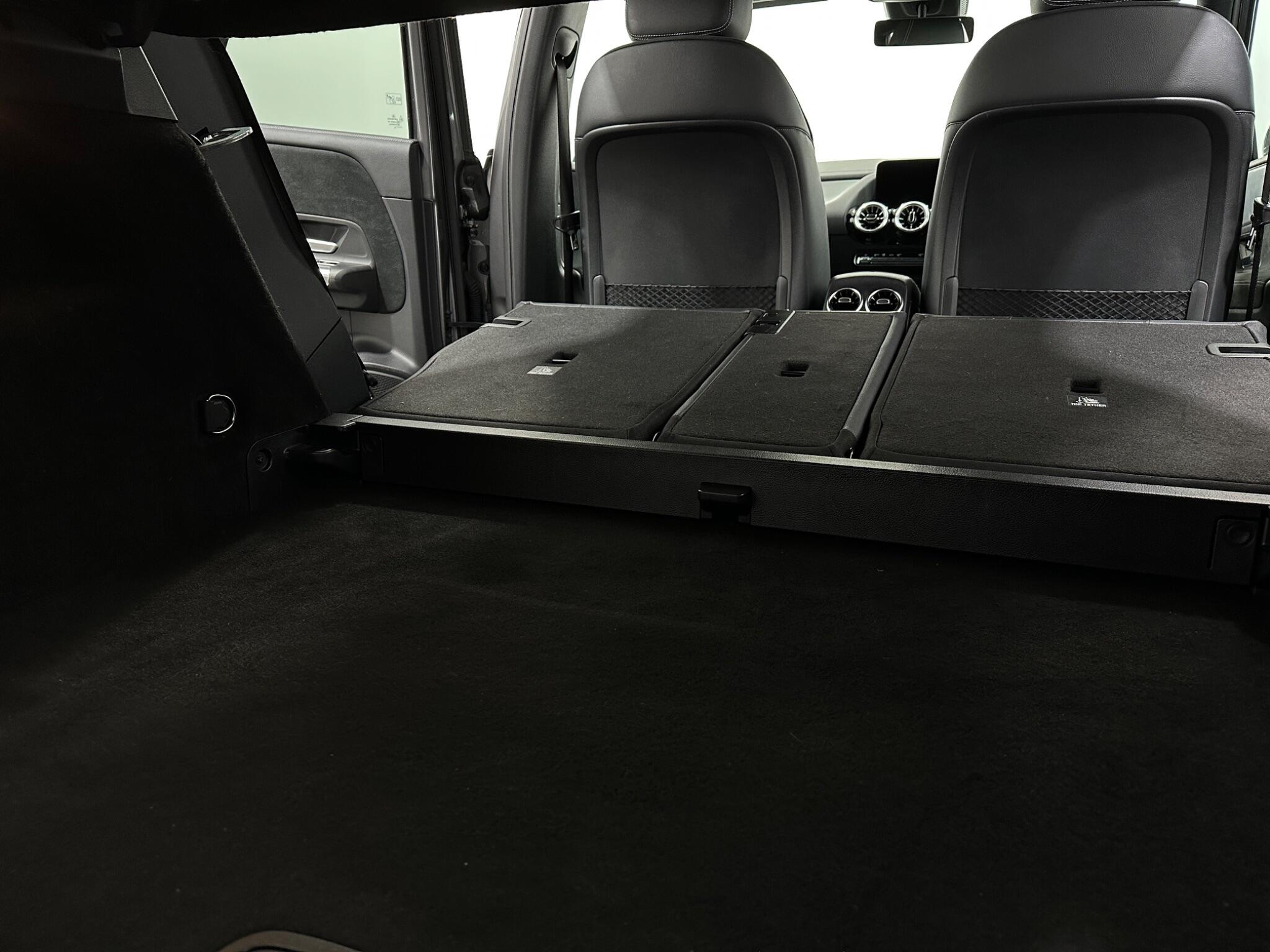 Mercedes-Benz B-Class view 47