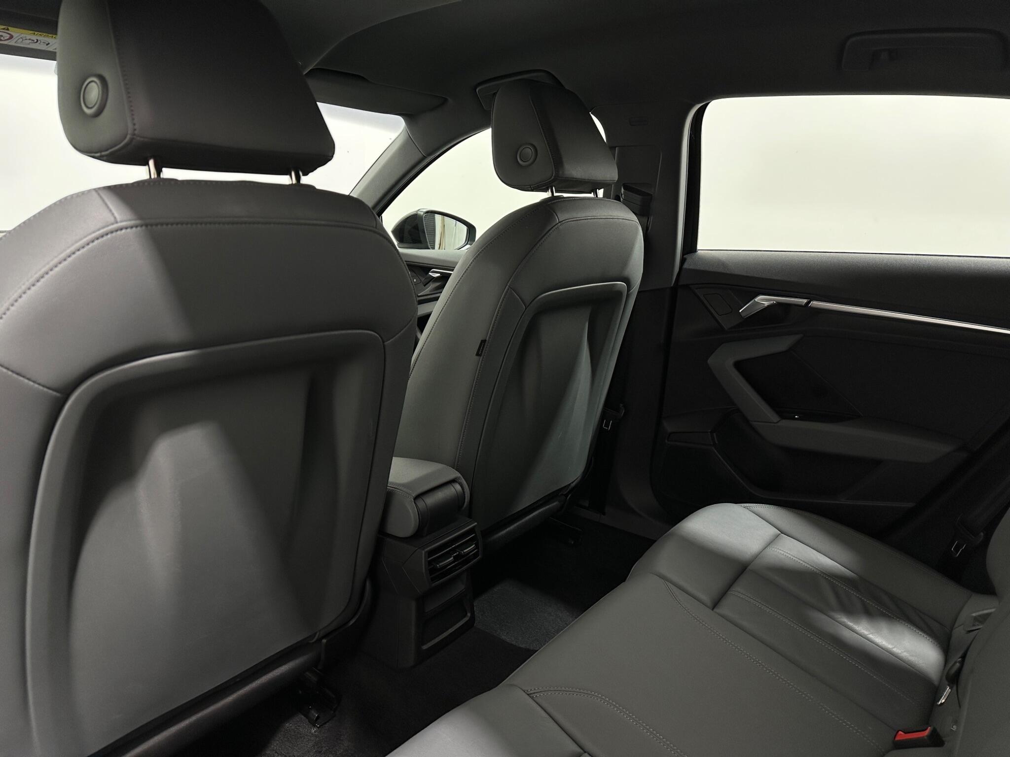 Audi A3 view 38